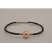 Moderne zwarte armband leer met roze goudgloed  zoetwater parel 11mm