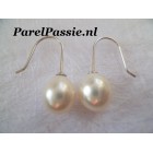 Pareloorbellen wit goud AAA zoetwaterparels 8 x 10mm, 18k 750 goud ..