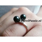 Parelring zwarte ronde echte parels zilver twee 7mm AAA mt 17,5 55  y