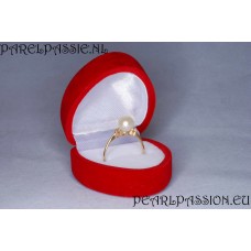 Parelring goud 14k 585, wit AAA parel 7mm +2  diamanten occ. ,