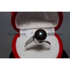 Design  zilveren ring met 9mm zwarte parel, AAA mt 17,5  y