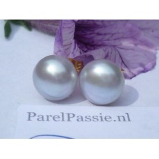 Verkocht* Pareloorknoppen grijs 10mm zoetwater Akoya zilver verguld y