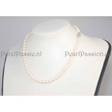Verkocht Parelketting*  zoetwaterparels roomwit 6,5-7mm, bruid  AAA  45cm.