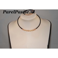  Set * parelketting en armband, witte zoetwater aan zwarte band y-