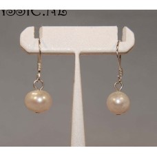 Verkocht  Zoetwater * pareloorbellen witte parels va. 10 x 11mm  y