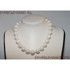 Verkocht * Wit 16 mm Shell parelketting 47cm alleen bij reviews