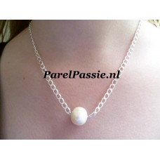 Parel in zilveren ketting breed grote zoetwater 12 x 13mm 43cm