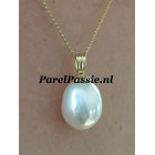 Parelhanger goud AAA top kwaliteit  9mm x 12mm mooi geribbeld gouden hangertje   y