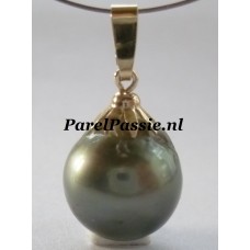 Tahiti parelhanger enorm grote cultivé zoutwaterparel 15,4 x 16,4mm Barok met zilveren hanger   y