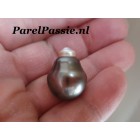 Tahiti parel enorm grote druppel  zoutwater zwart met witte 15mm x 20mm  y