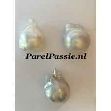 Zuidzee parel wit grijs barok druppel groot 11mm x 16mm zoutwater  y+