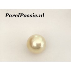 Echte Zuidzee zoutwater parel licht goudkleurig rond 13mm groot  y.