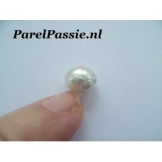 Keshi parel  Zuidzee barok 100% top luster 8.2 x 9,7 mm zoutwater geheel parel geen andere kern  y