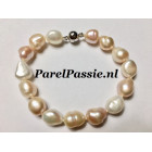 Parelarmband wit roze magneetslot zilver 20cm