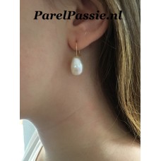 Parel hangoorbellen zoetwater grote witte ca. 10 x 16mm verguld zilver  y