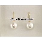Zuidzee pareloorbellen gouden met 10mm witte zoutwaterparels 14k  y