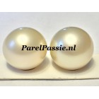 Zuidzee parels 13mm ronde creme room oorbellen zilveren naar keuze y