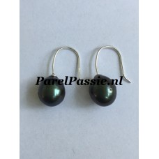 Pareloorbellen zoetwater groene ca. 9 x 10mm zilver  y