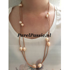 Lange roze parelketting leer perzik zoetwaterparels druppel 9,5 tot 13mm 142cm  y