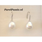 Zuidzee pareloorbellen witgouden met 10mm witte zoutwaterparels 14k  y-